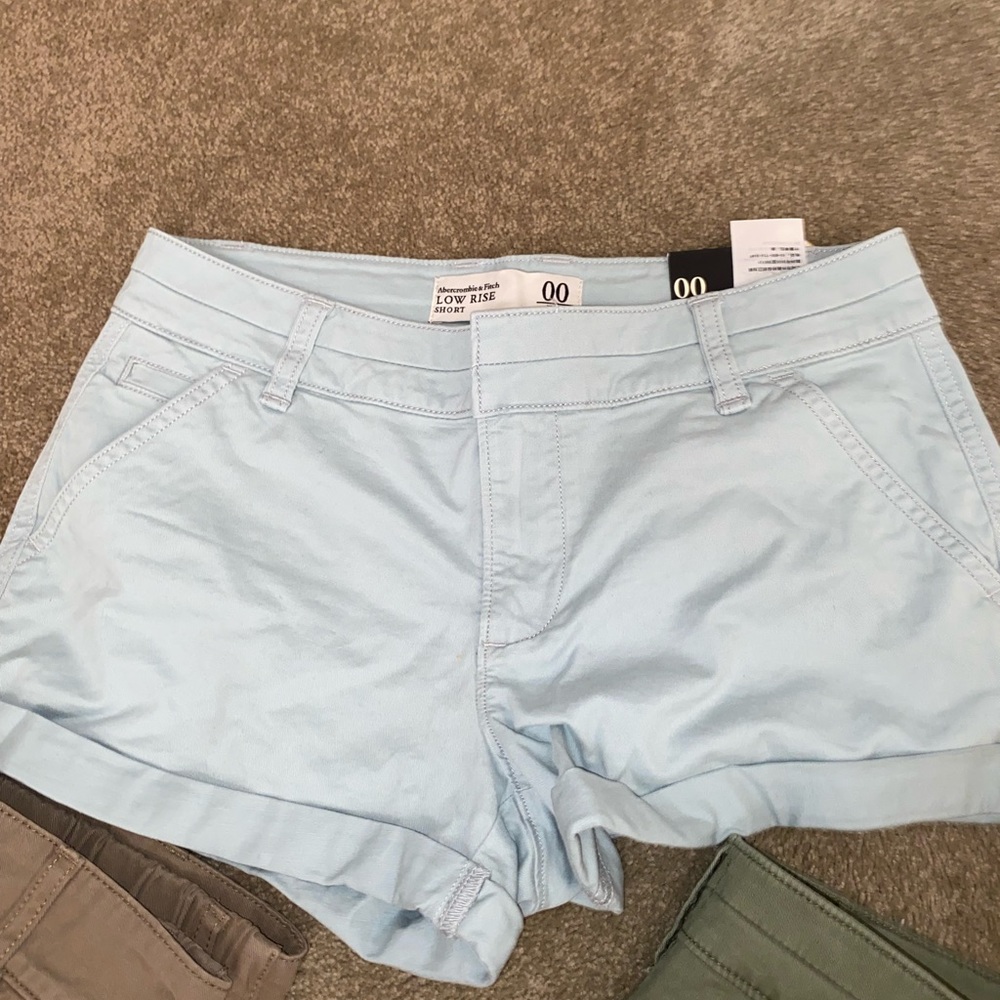 Abercombie & Fitch low rise shorts